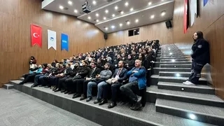 Akyazı'da hastane öncesi acil sağlık hizmetleri sempozyumu