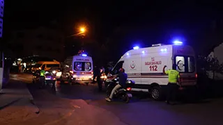 Akyazı'da motosiklet kazası: 3 yaralı