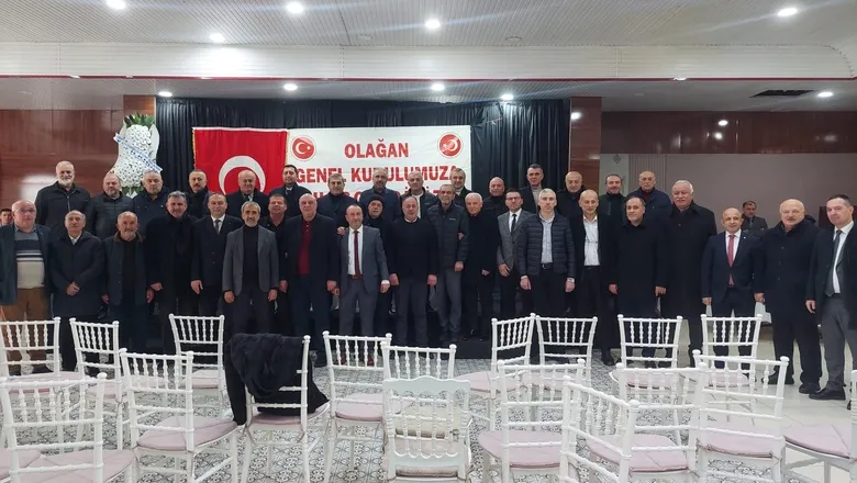Akyazı Esnaf ve Sanatkârlar Odası'nda Emin Üstün yeniden başkan