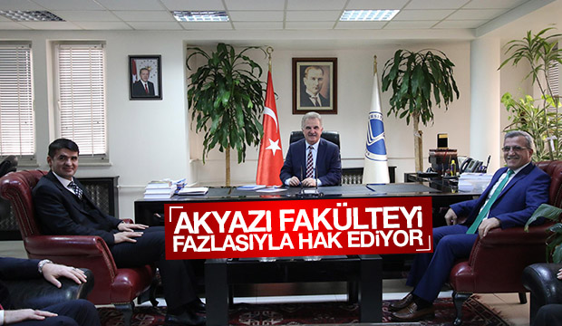 Akyazı Fakültenin Gelmesini Bekliyor