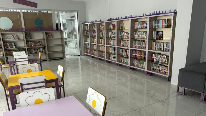 Akyazı halk kütüphanesi yenilenen yüzüyle bugün hizmete açılıyor