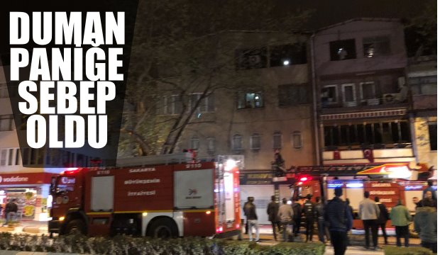 Akyazı ilçe Merkezinde Yangın 