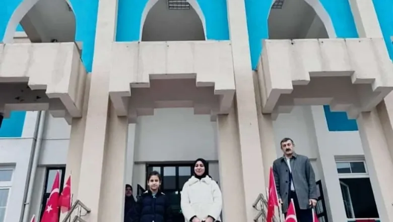 Akyazı Kız AIHL öğrencilerinden çifte başarı