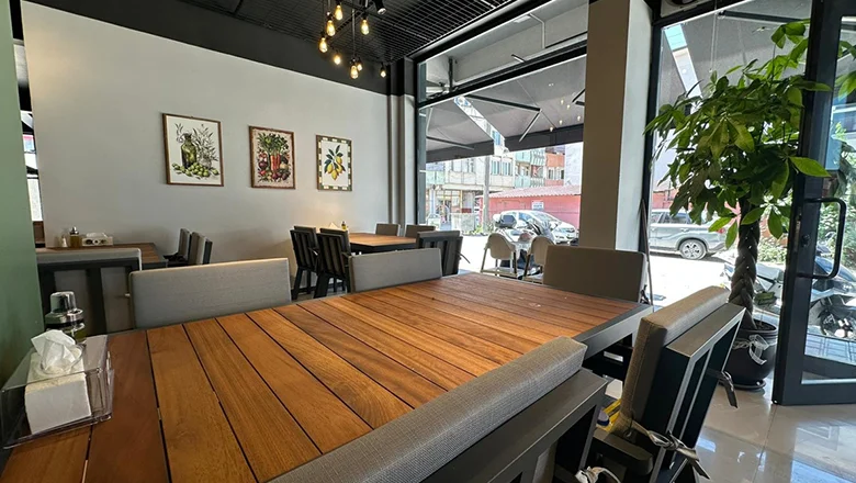 Akyazı'da devren satılık balık restoranı