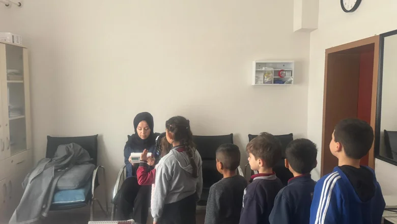Akyazı’da ilkokul öğrencilerine işitme taraması