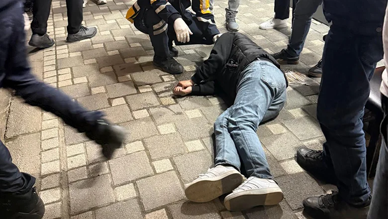 Akyazı’da korkutan olay: Genç gir anda yere yığıldı