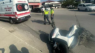 Akyazı’da motosiklet ile otomobil çarpıştı: 1 yaralı