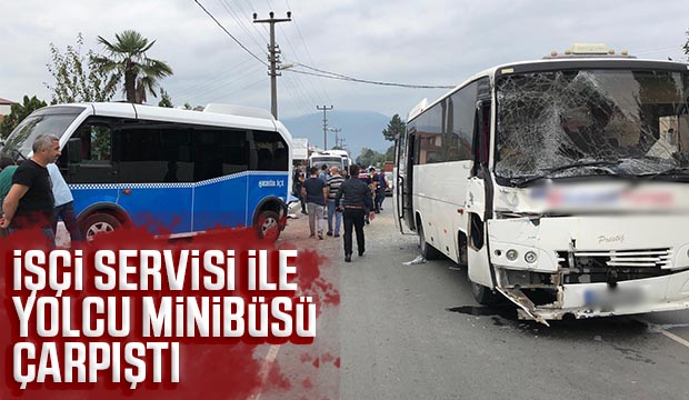 Akyazıda zincirleme kaza