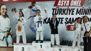 Akyazılı karateciler gururlandırdı