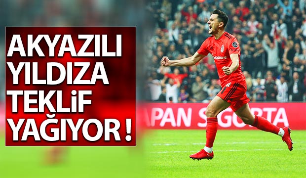 Akyazılı yıldıza teklif yağıyor