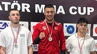 Akyazılı Yunus Emre Baycan şampiyon oldu