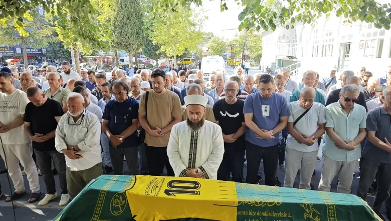 Akyazıspor'un efsane ismi Son Yolculuğuna Uğurlandı.