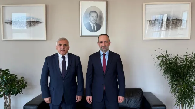 Ali İnci, Hasan Yıldırım'ı ziyaret etti