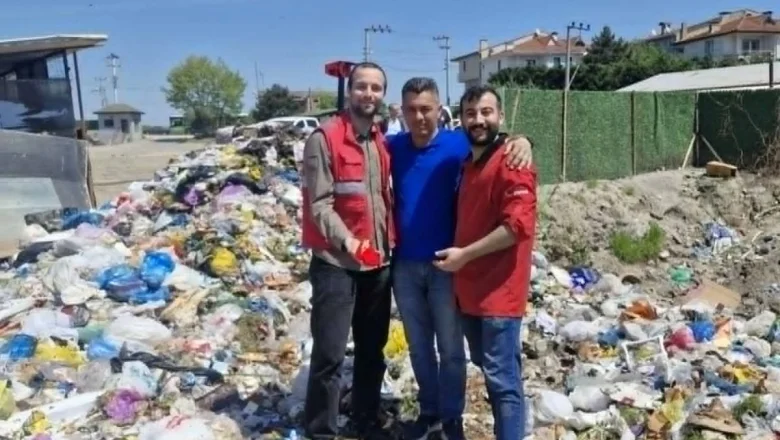Altınları yanlışlıkla çöpe attılar