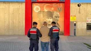 Aranan 2 kişi yakalandı