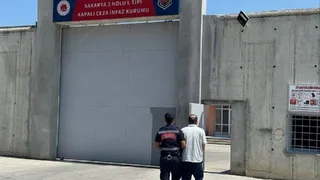 Aranan suçlulara operasyon