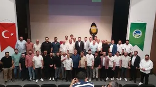 As Akyazıspor'da Şamil Türkan güven tazeledi