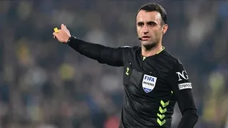 Atilla Karaoğlan FİFA kokartı takmaya devam edecek