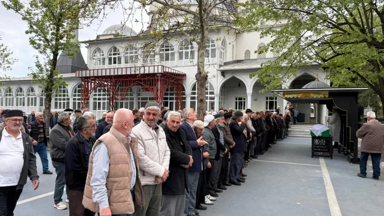 Azime Yıldız Son Yolculuğuna Uğurlandı
