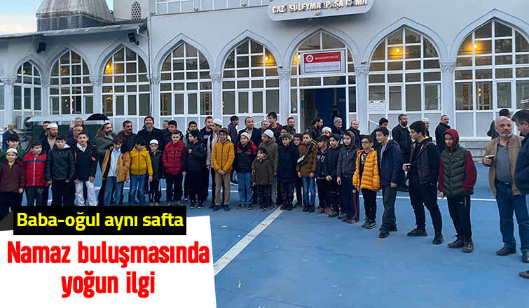 Baba Oğul Aynı Safta