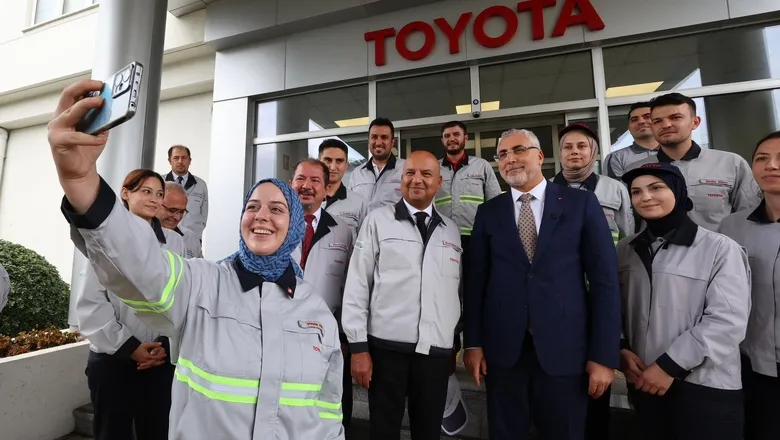Bakan Işıkhan Toyota'yı ziyaret etti
