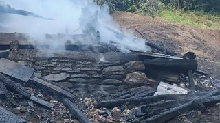 Baraka yandı, fındık ocakları zarar gördü