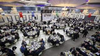 Başkan Alemdar muhtarla rile iftar yaptı