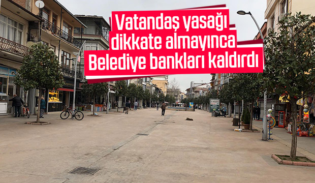 Belediye bankları kaldırdı