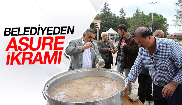 BELEDİYEDEN AŞURE İKRAMI