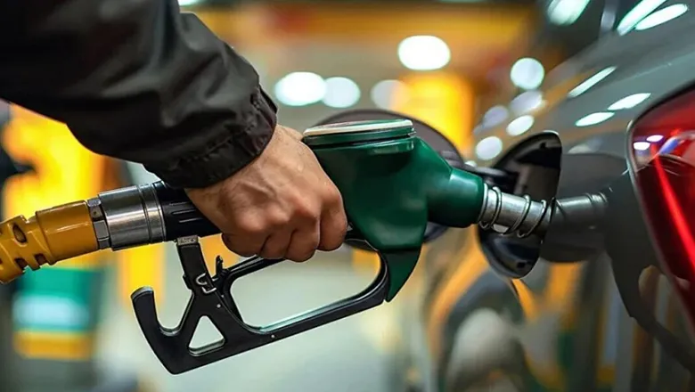 Benzine bu gece zam var