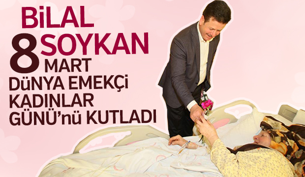 Bilal Soykan 8 Mart Emekçi Kadınlar Gününde Kadınlara Karanfil Dağıttı