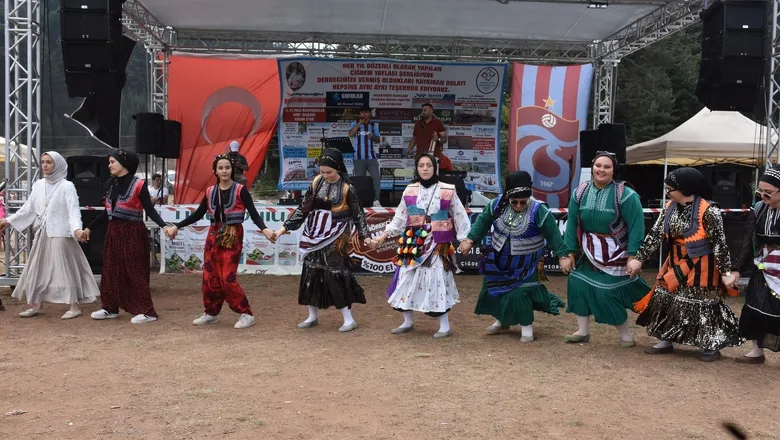 Binlerce kişi Çiğdem Yaylası şenliğinde buluştu