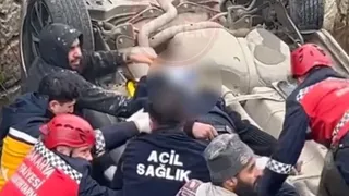 Bir kişinin öldüğü kaza sonrası yol tepkisi