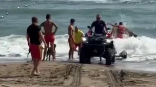 Boğuluyordu! Jet skiyle saniyeler içinde kurtarıldı