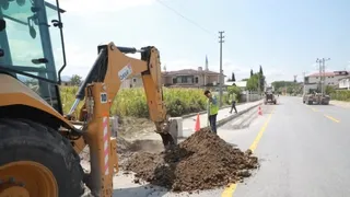 Büyükşehir Akyazı'ya fiber alt yapı döşüyor; 5G hızında internet