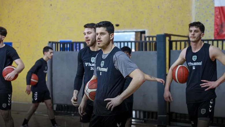 Büyükşehir Basketbol Play-off rakibini bekliyor