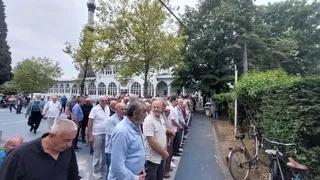 Celal Demirhan toprağa verildi.