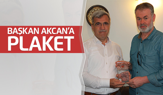Çevre Kültür Gençlik İzcilik Spor Kulübünden Başkan Akcana Plaket