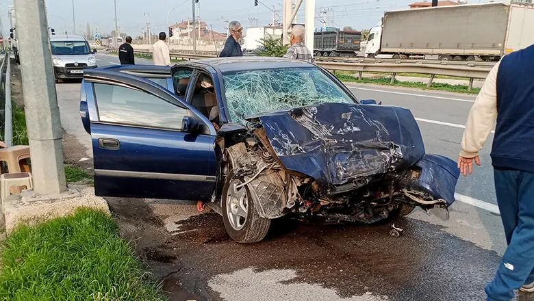 D-650'de ki kazada ağır yaralanan kadın hayatını kaybetti