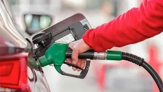 Depoları fulleyin; Benzine zam geliyor