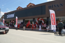 Divan Mobilya Akyazı da Yeni Şubesini Açtı
