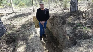 Dokuz kez ölümden dönünce mezarını kazdı