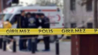 Eski polis sokakta silahla vurulmuş halde ölü bulundu