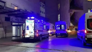 Fabrikada işçiler akıma kapıldı; 1'i ağır 2 yaralı
