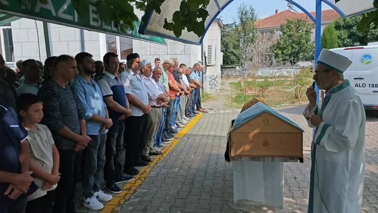 Feyzullah Ulukan defnedildi