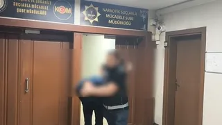 Firari uyuşturucu ile yakalandı