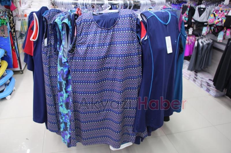 Dünyaca Ünlü Markalar Rengarenk Mağazasında
