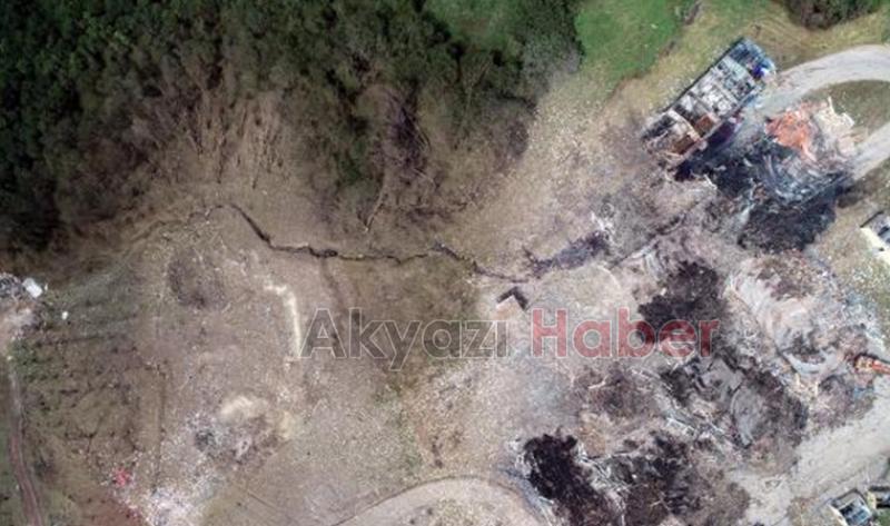 Büyük yarık oluştu