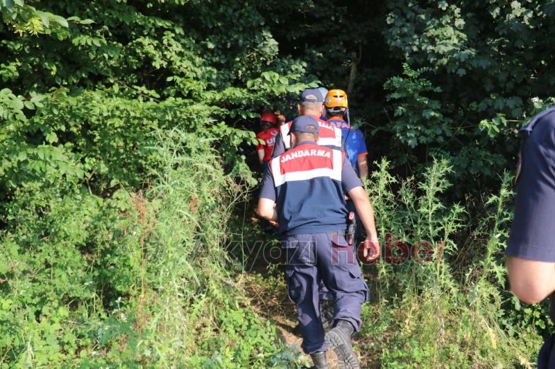 AFAD halkayı genişleterek detaylı arazi aramasına başladı