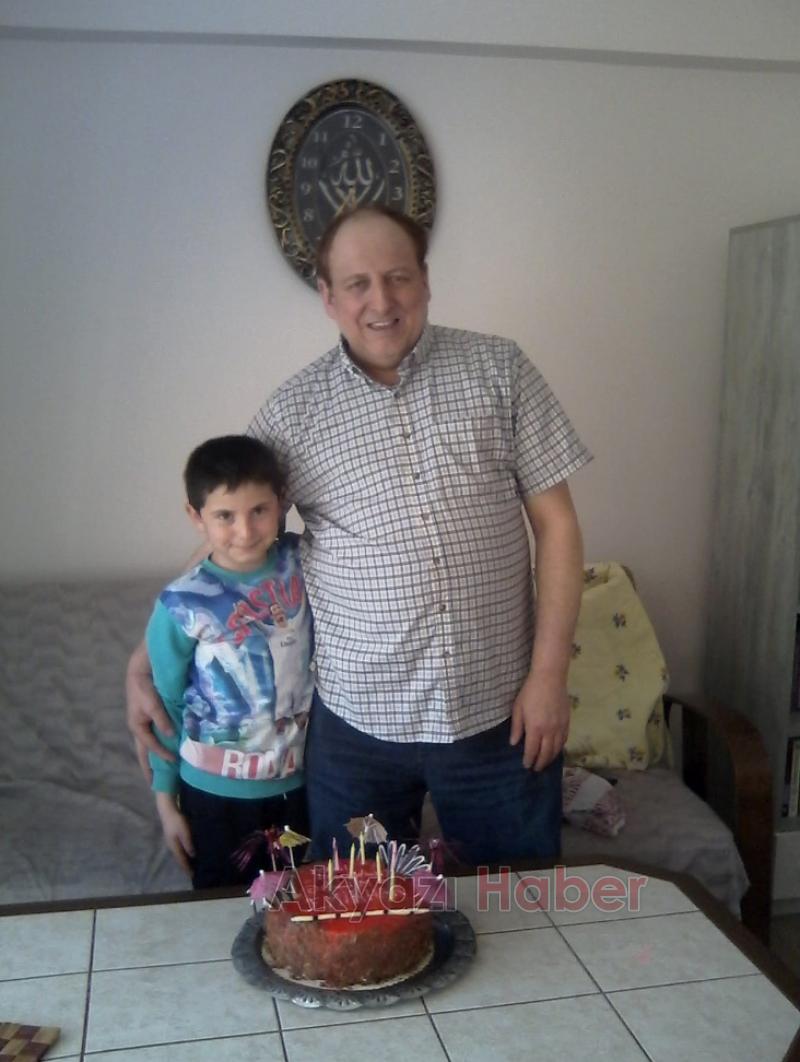 Patlamada ölen 3 çocuk babası toprağa verildi